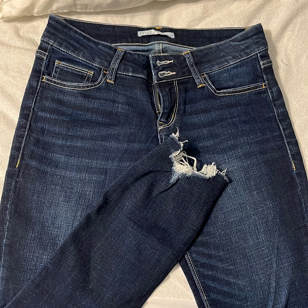 Buckle jeans, dark slim fit.